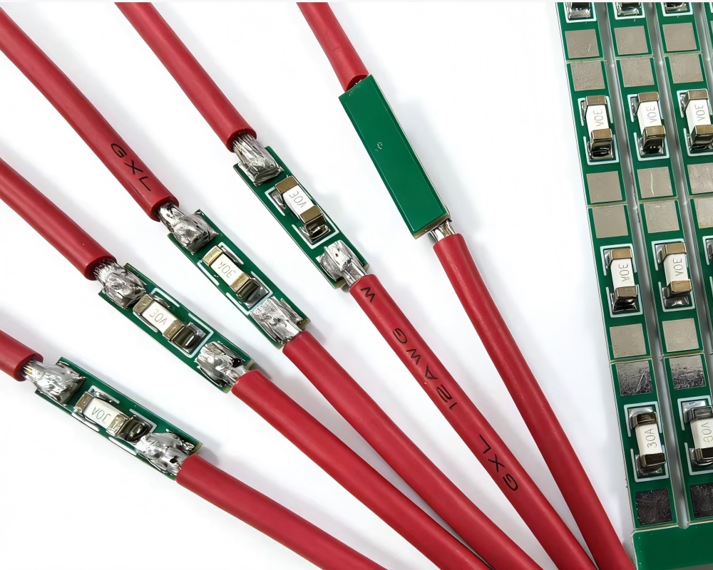 2410PCB001 1A 250V - 2410PCB030 30A 32V